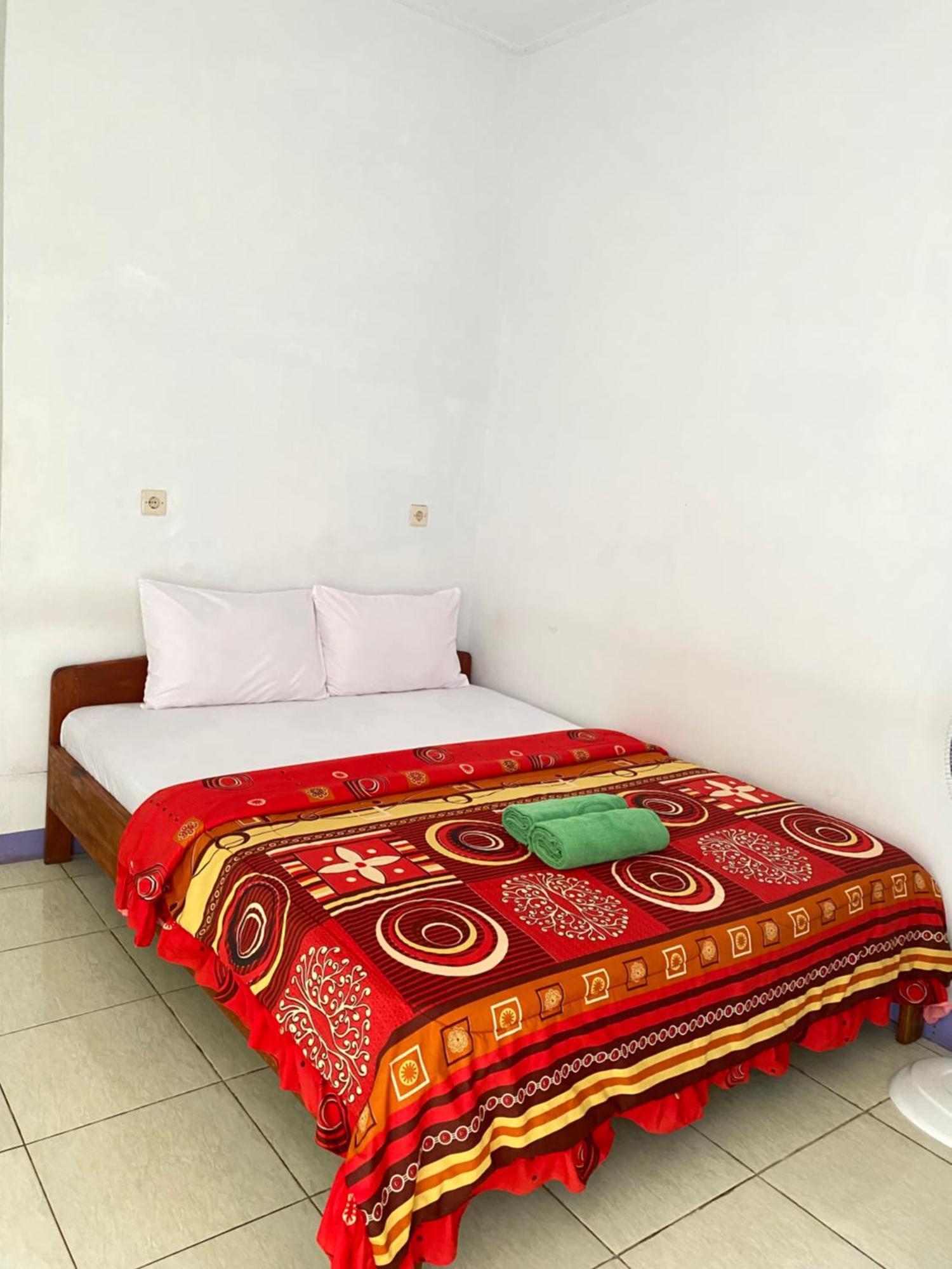 Mahoni Guest House Kelimutu Εξωτερικό φωτογραφία