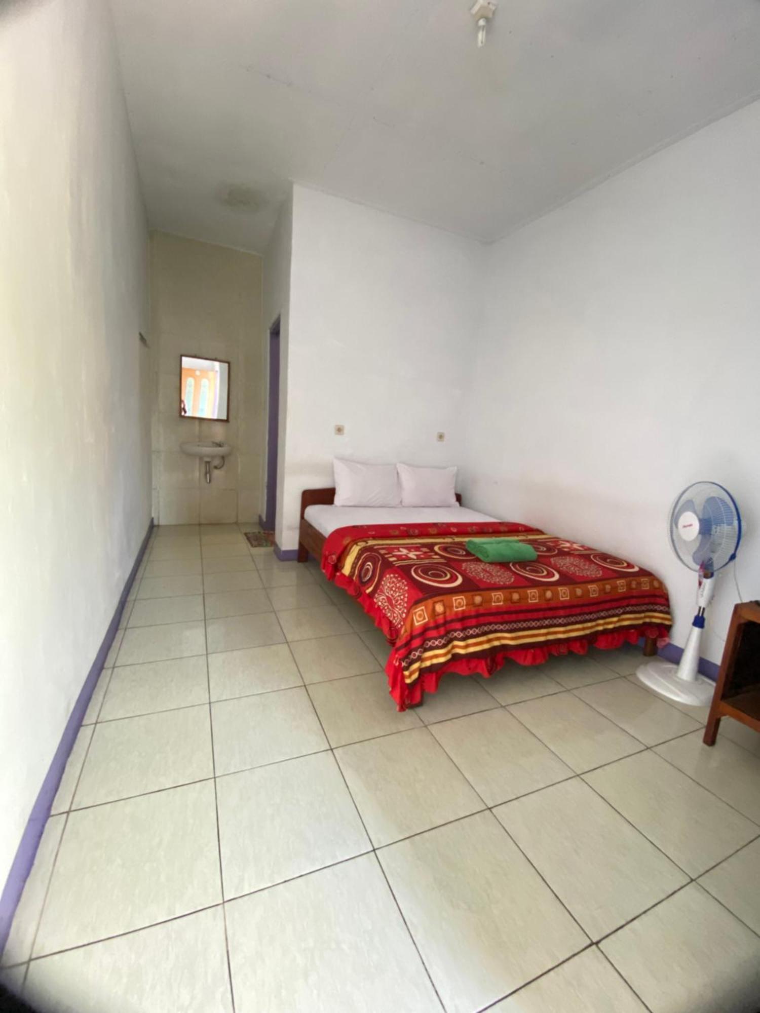 Mahoni Guest House Kelimutu Εξωτερικό φωτογραφία