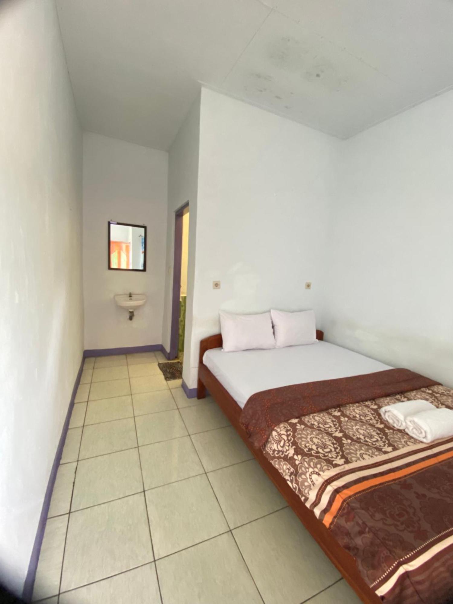 Mahoni Guest House Kelimutu Εξωτερικό φωτογραφία