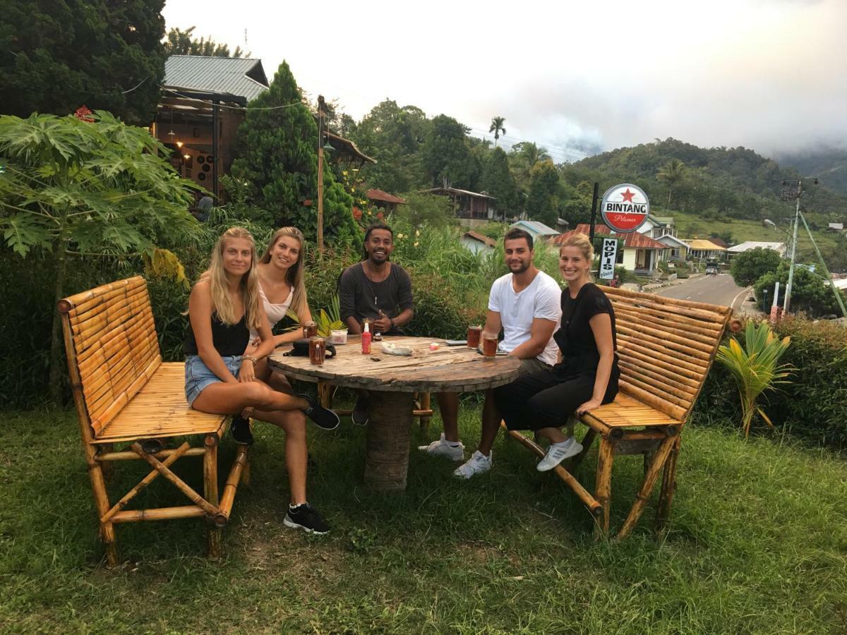 Mahoni Guest House Kelimutu Εξωτερικό φωτογραφία